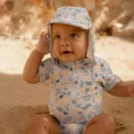 0028173 zwempak korte mouw meerkleurig seashells and stripes