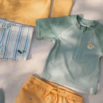 0028317 zwemshirt korte mouw groen seashells and stripes