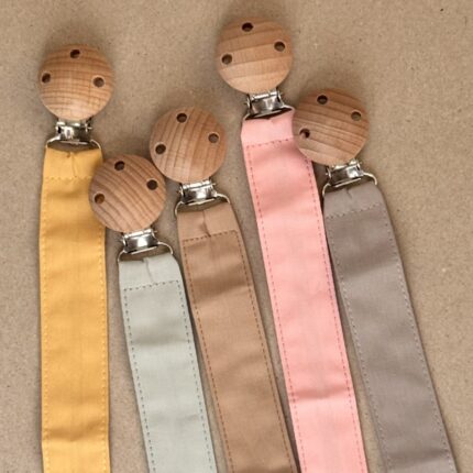 NOKNOK Pacifier Clip Pure. Happy bee