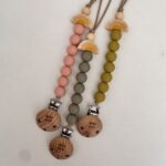 Pacifier Clip Sunrise. Nok Nok. Happy bee